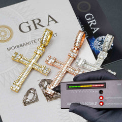 GL VVS Baguette Diamond Hip Hop Iced Out Christian Jesus Cross Pendant
