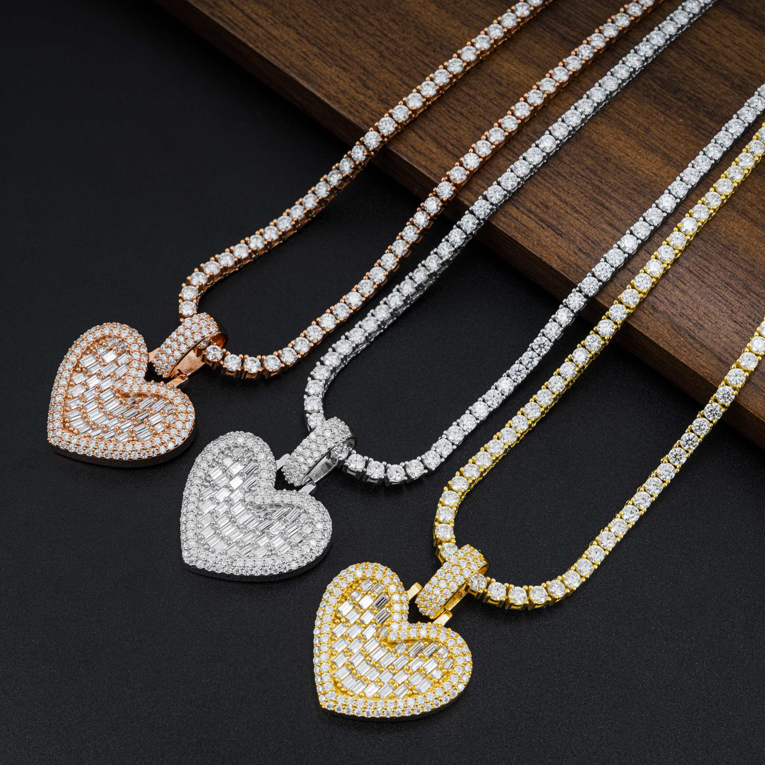 Fine Moissanite Jewelry hip hop pendant VVS moissanite Pass Diamond Tester Iced Out Heart Pendant