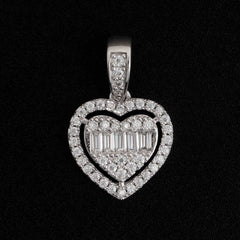 GL VVS Diamond Cute Heart 4 Prongs Diamond Pendant