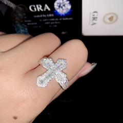 GL BAGUETTE MOISSANITE Diamond Cross Ring