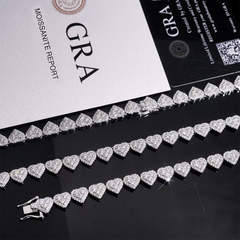 8MM Heart Shaped VVS Moissanite Cuban Link Chain Bracelet