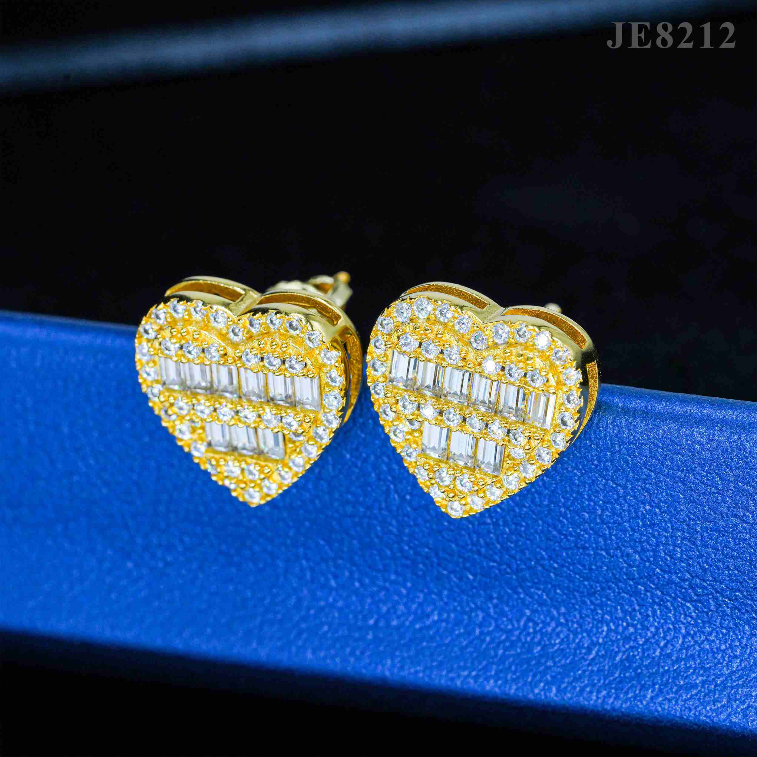 GL Heart Shape Emerald Round Cut S925 Moissanite Diamond Earring