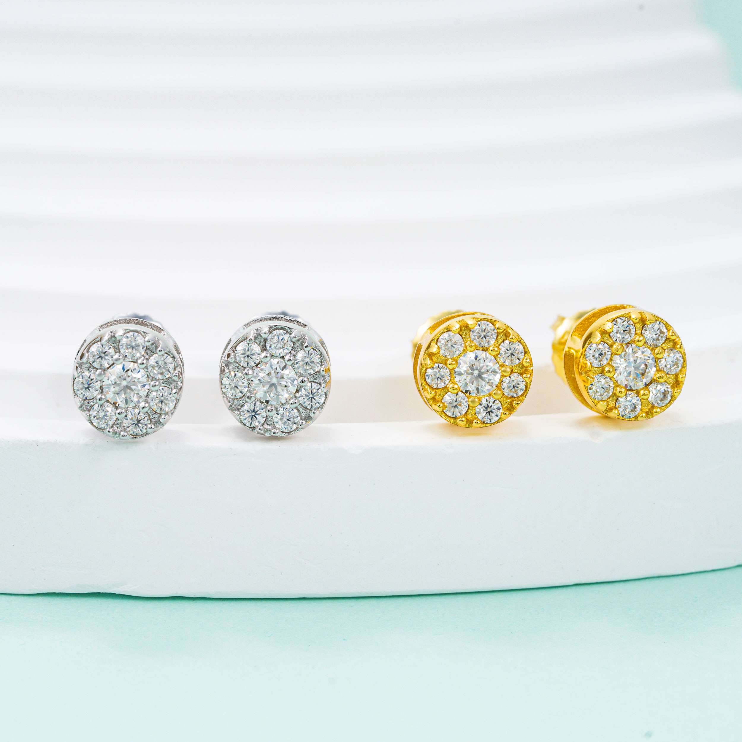 GL Hiphop Jewelry 925 Sterling Silver VVS Round Cut Moissanite Stud Earrings