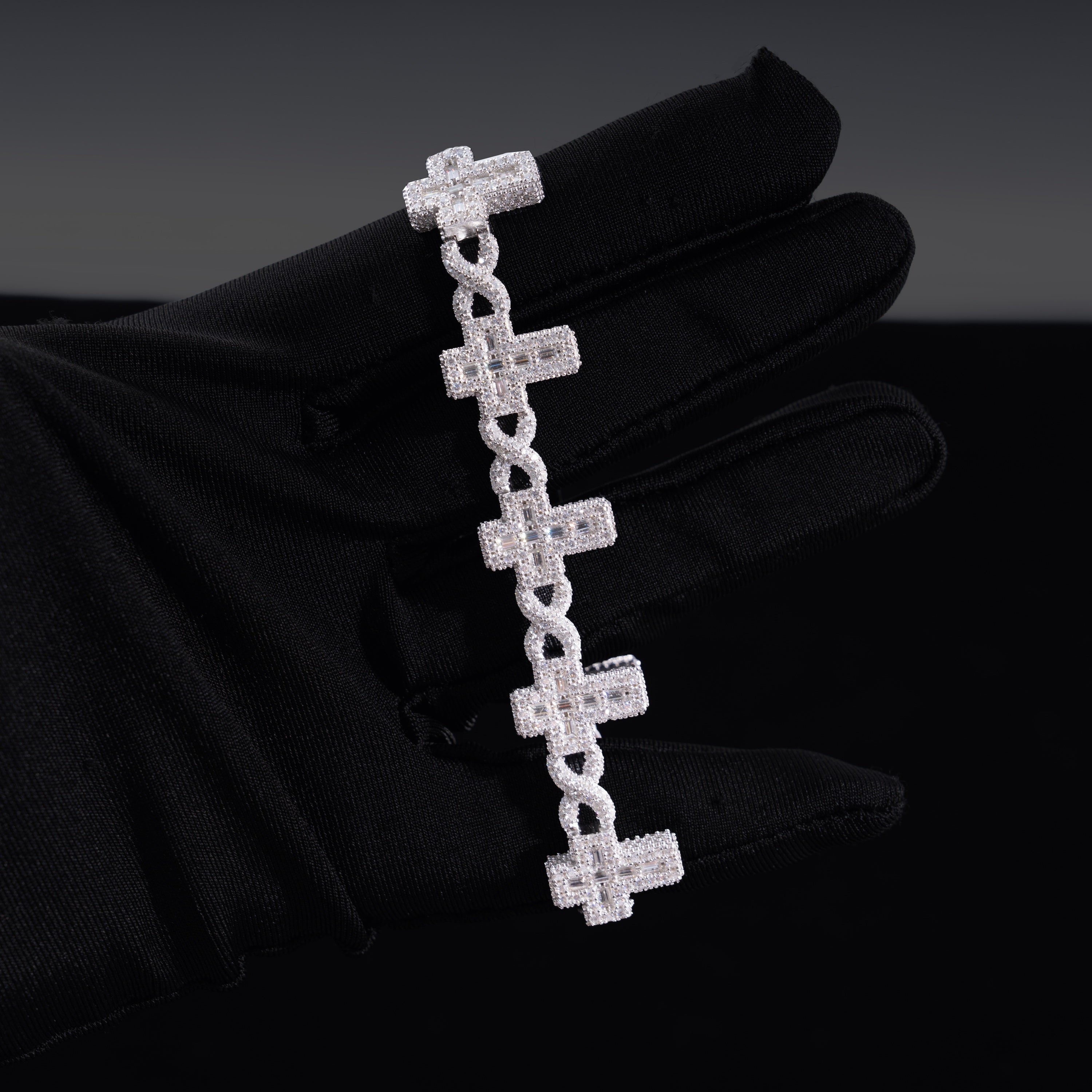 6MM Infinity Cross VVS Moissanite Cuban Chain Bracelet