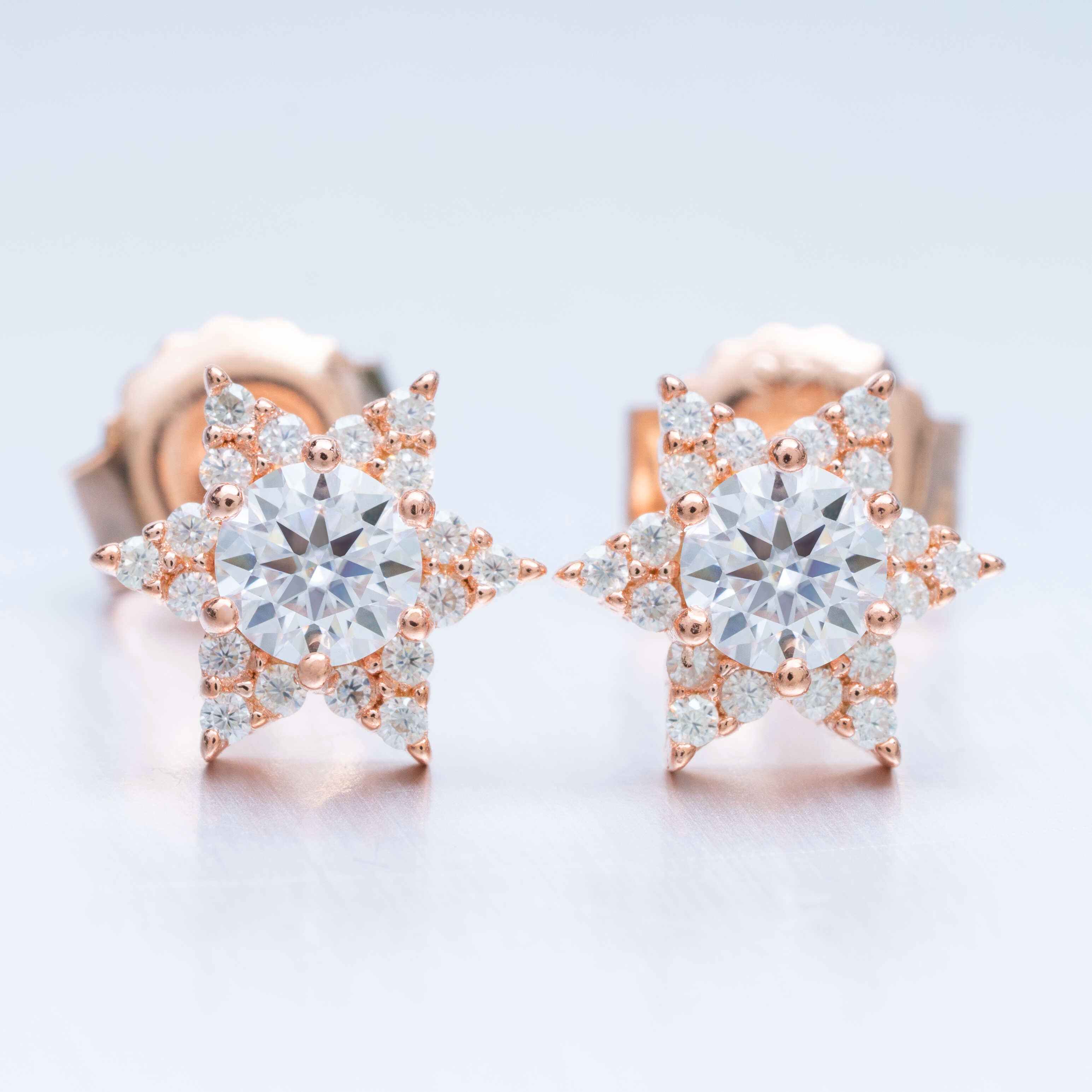 GL Hiphop Jewelry  925 Sterling Silver VVS Round Cut Moissanite Stud Star Shape Earring
