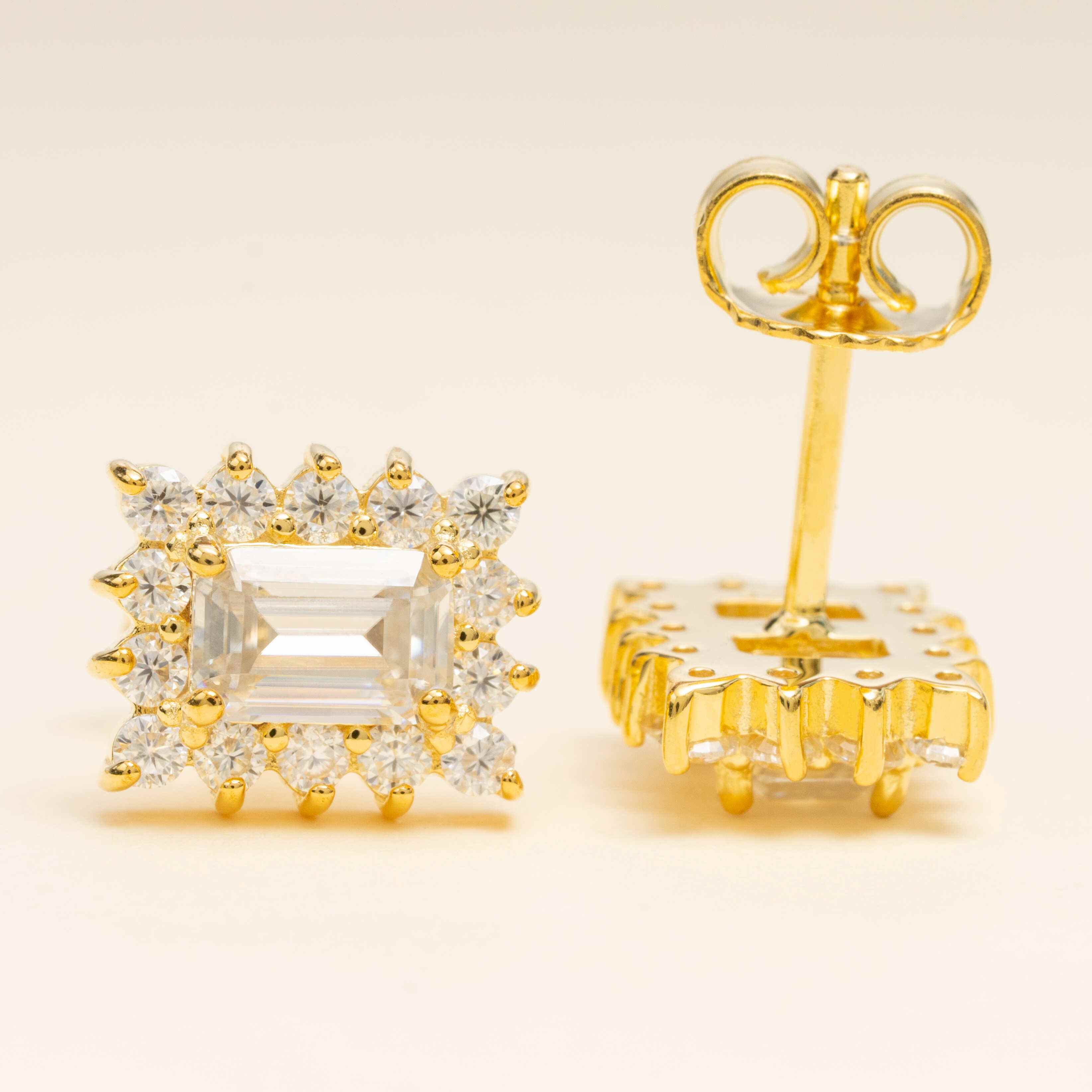 GL Hiphop Jewelry  925 Sterling Silver VVS Round Cut Emerald Cut Moissanite Stud Earring
