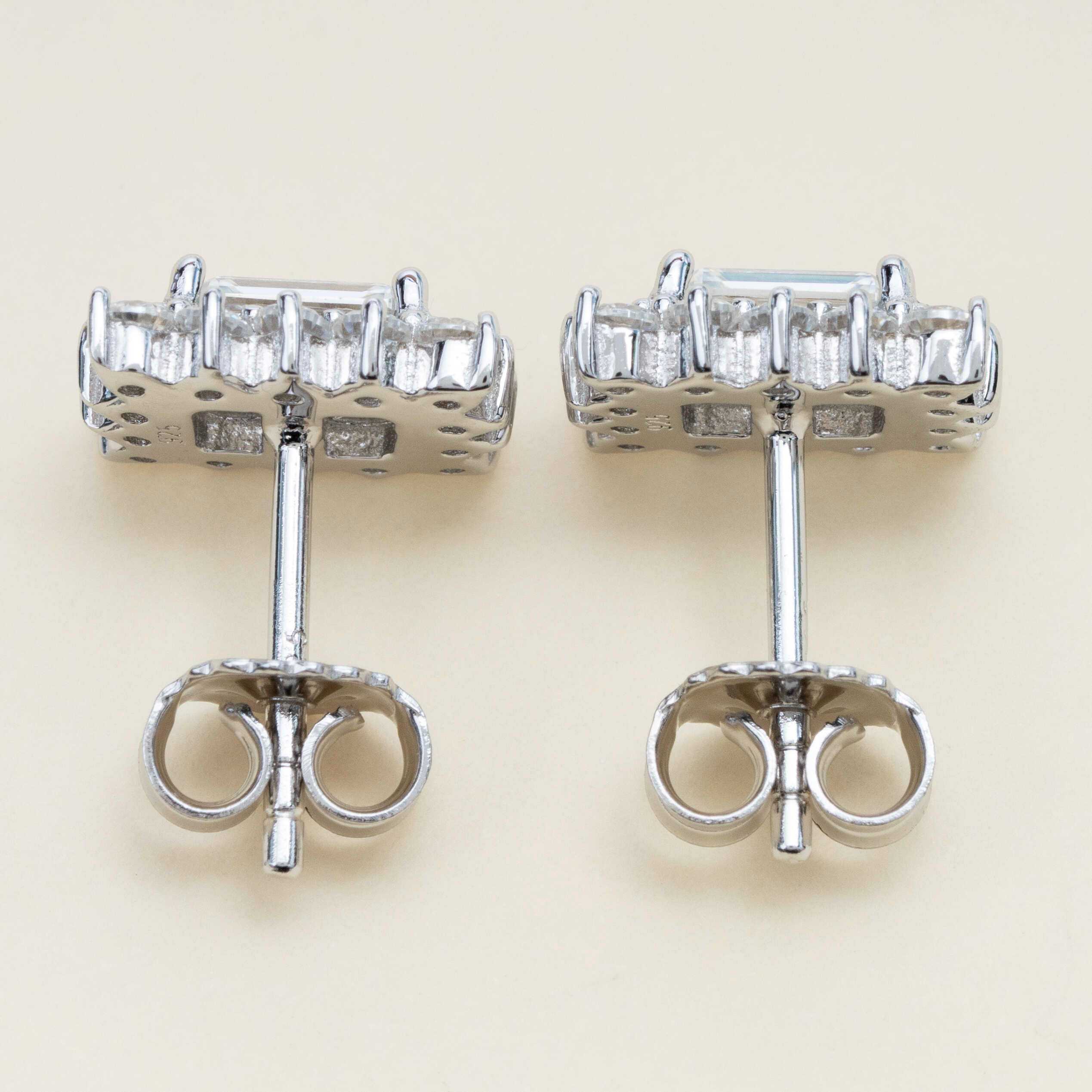 GL Hiphop Jewelry  925 Sterling Silver VVS Round Cut Emerald Cut Moissanite Stud Earring