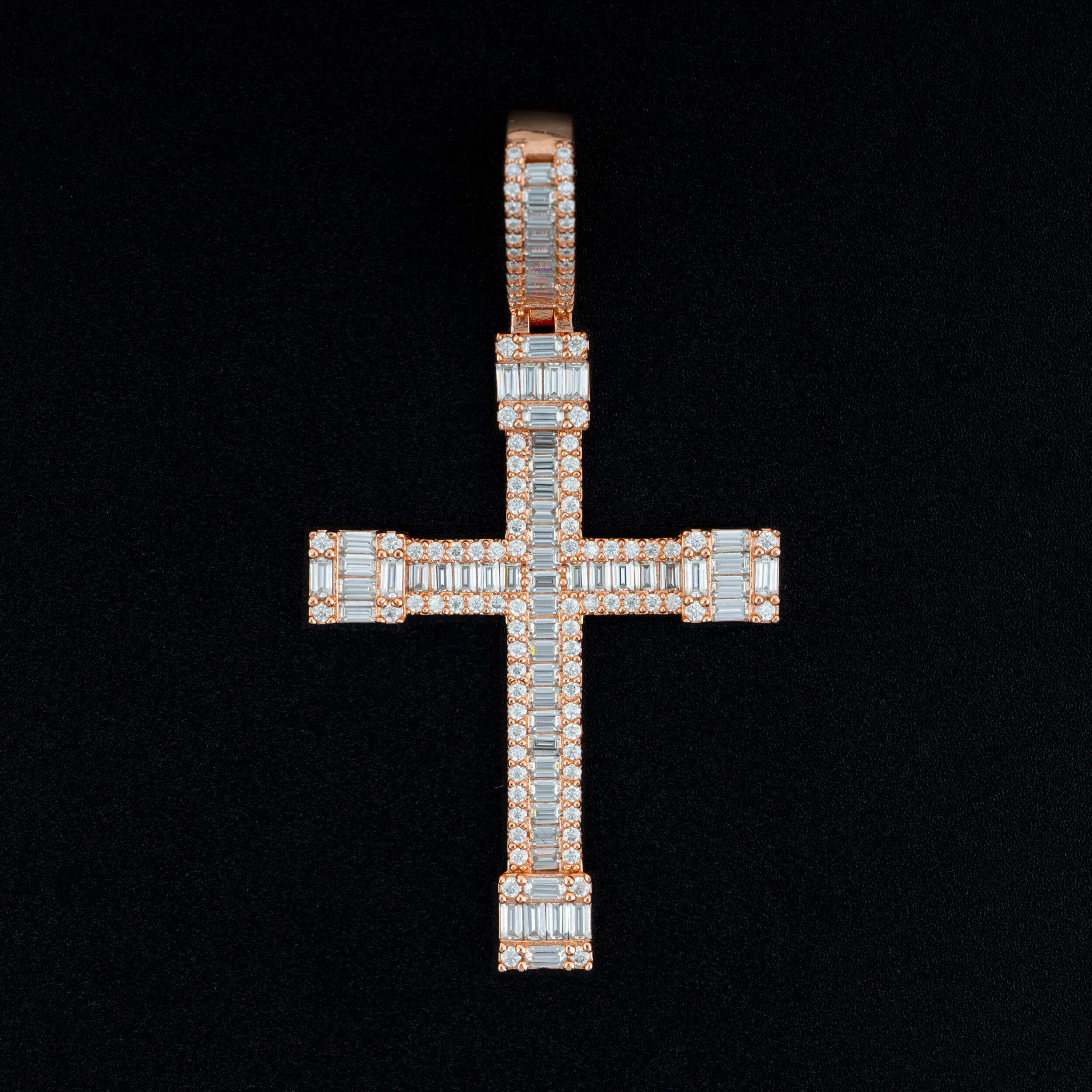 GL VVS Baguette Diamond Hip Hop Iced Out Christian Jesus Cross Pendant