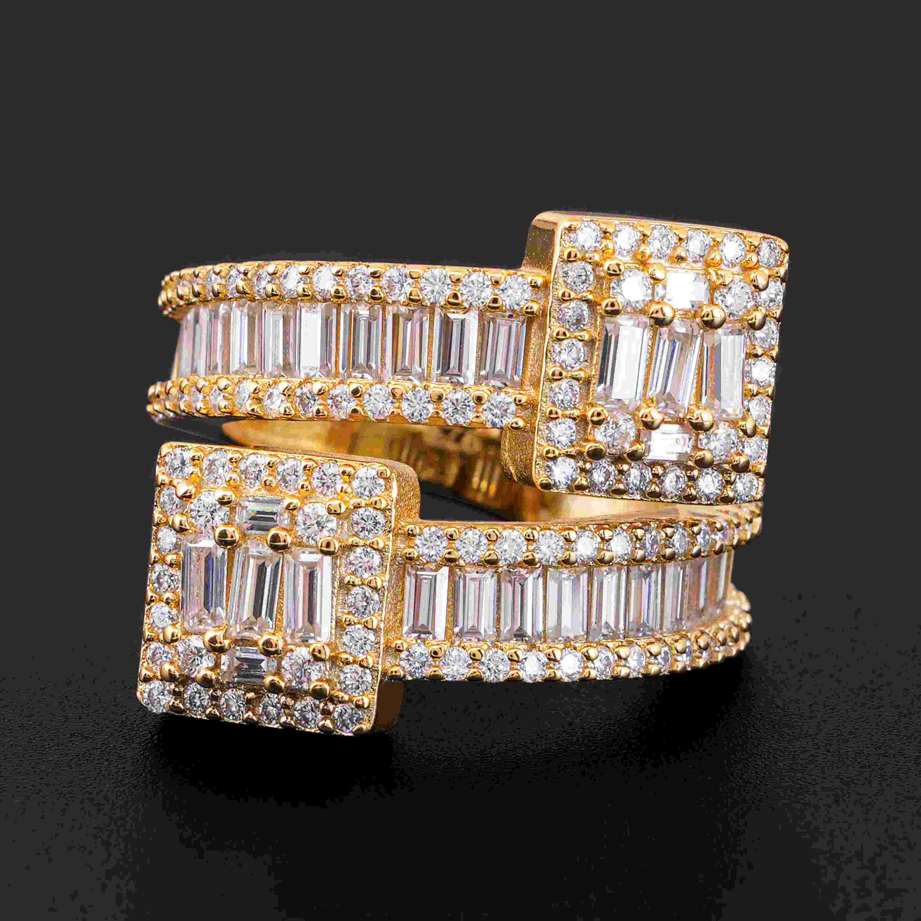 GL Luxury Hip Hop Ring Baguette Moissanite Diamond Ring