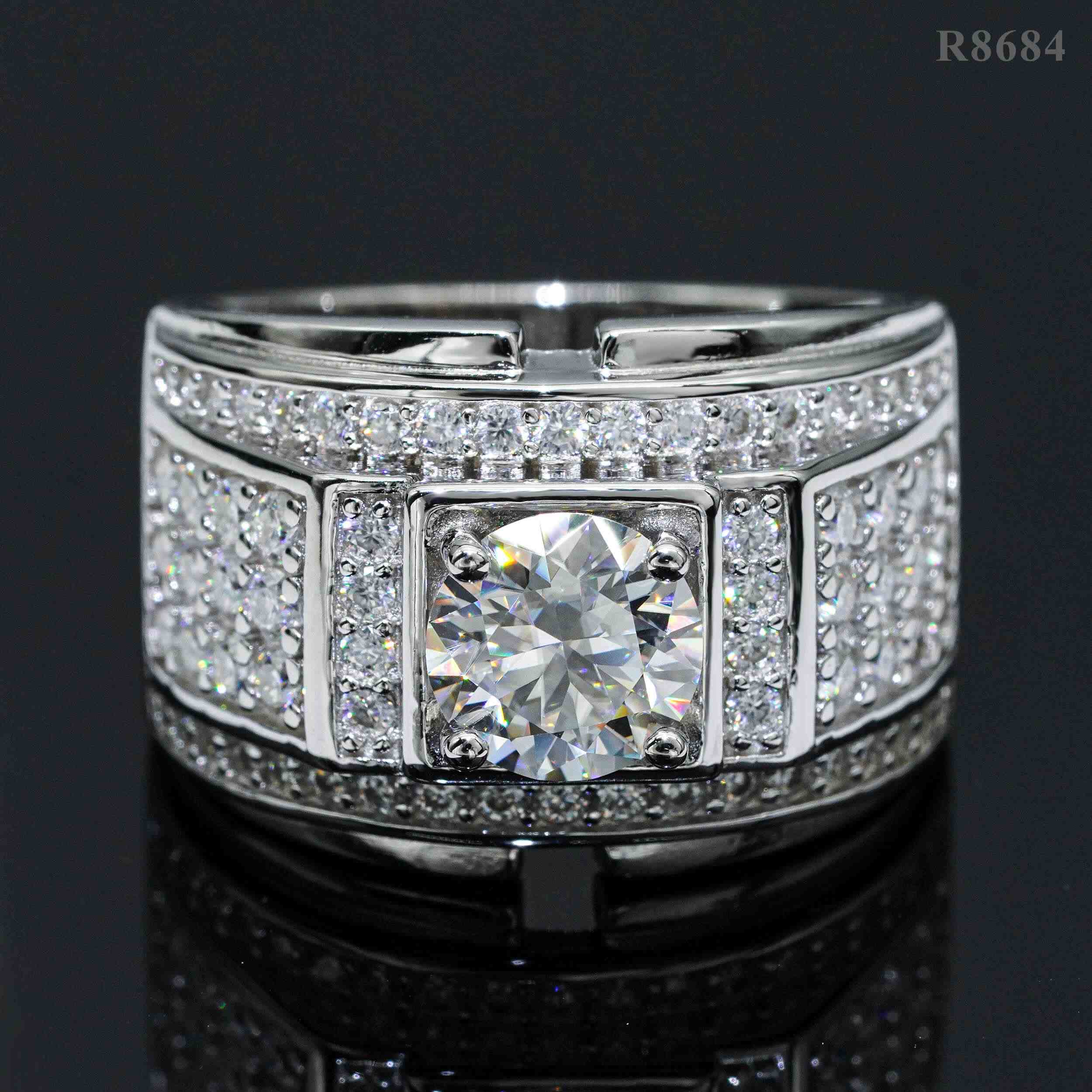 GL Hip Hop Fine Jewelry 925 Sterling Silver VVS Moissanite Diamond Ring