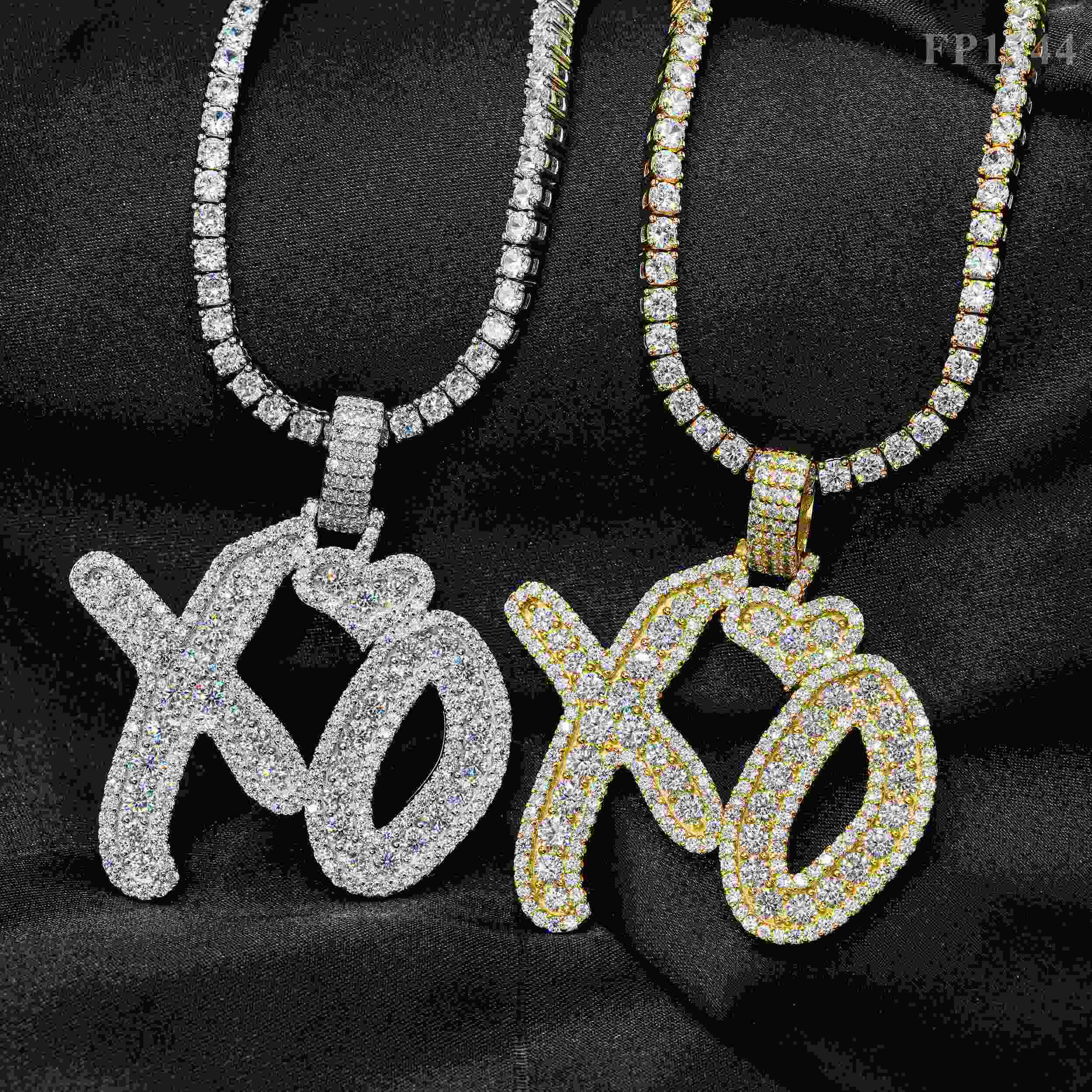 GL Hip Hop jewelry Letter "XO"moissanite Diamond pendant