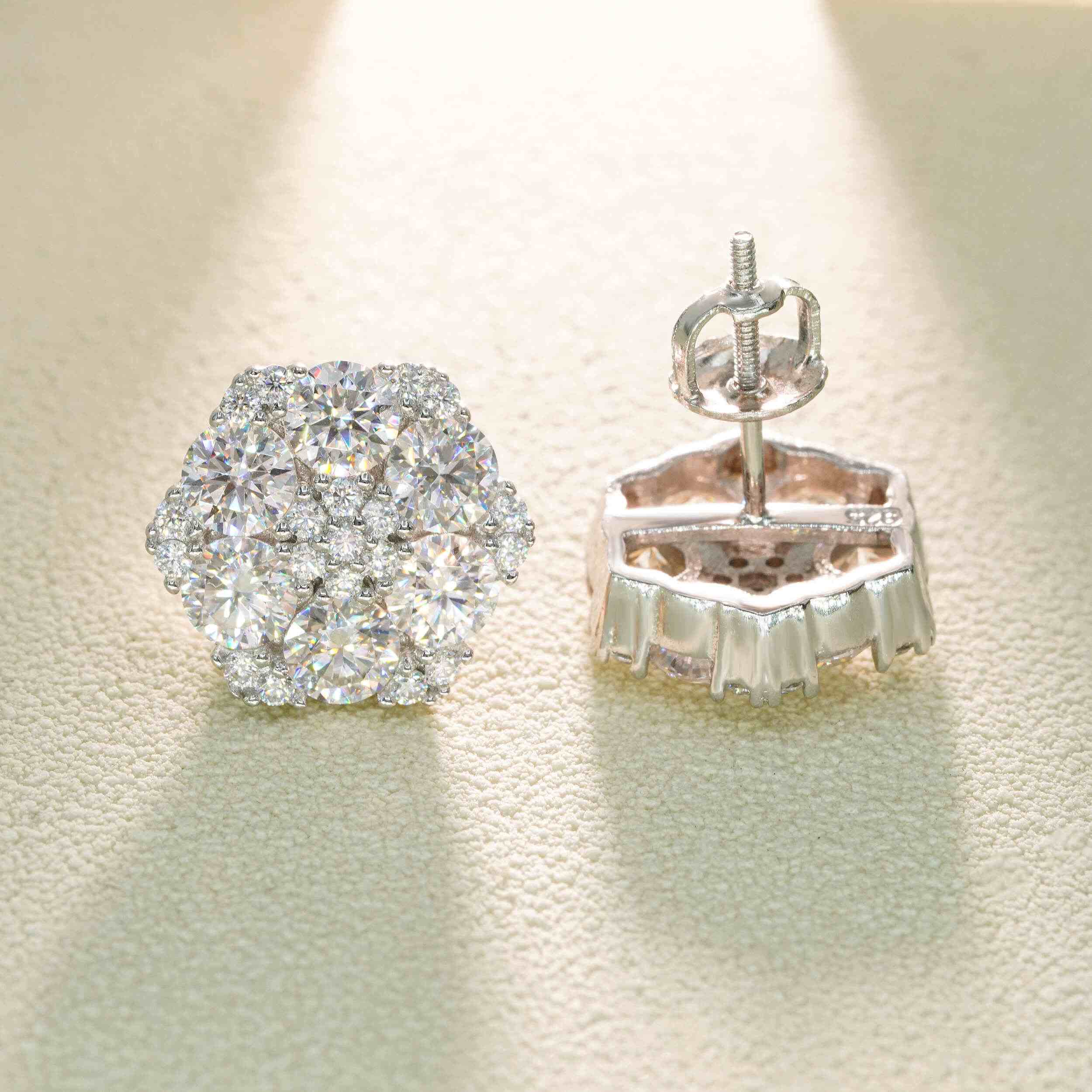 【US 3 Days Delivery】GL Hiphop Jewelry  925 Sterling Silver VVS Round Cut Moissanite Stud Earring