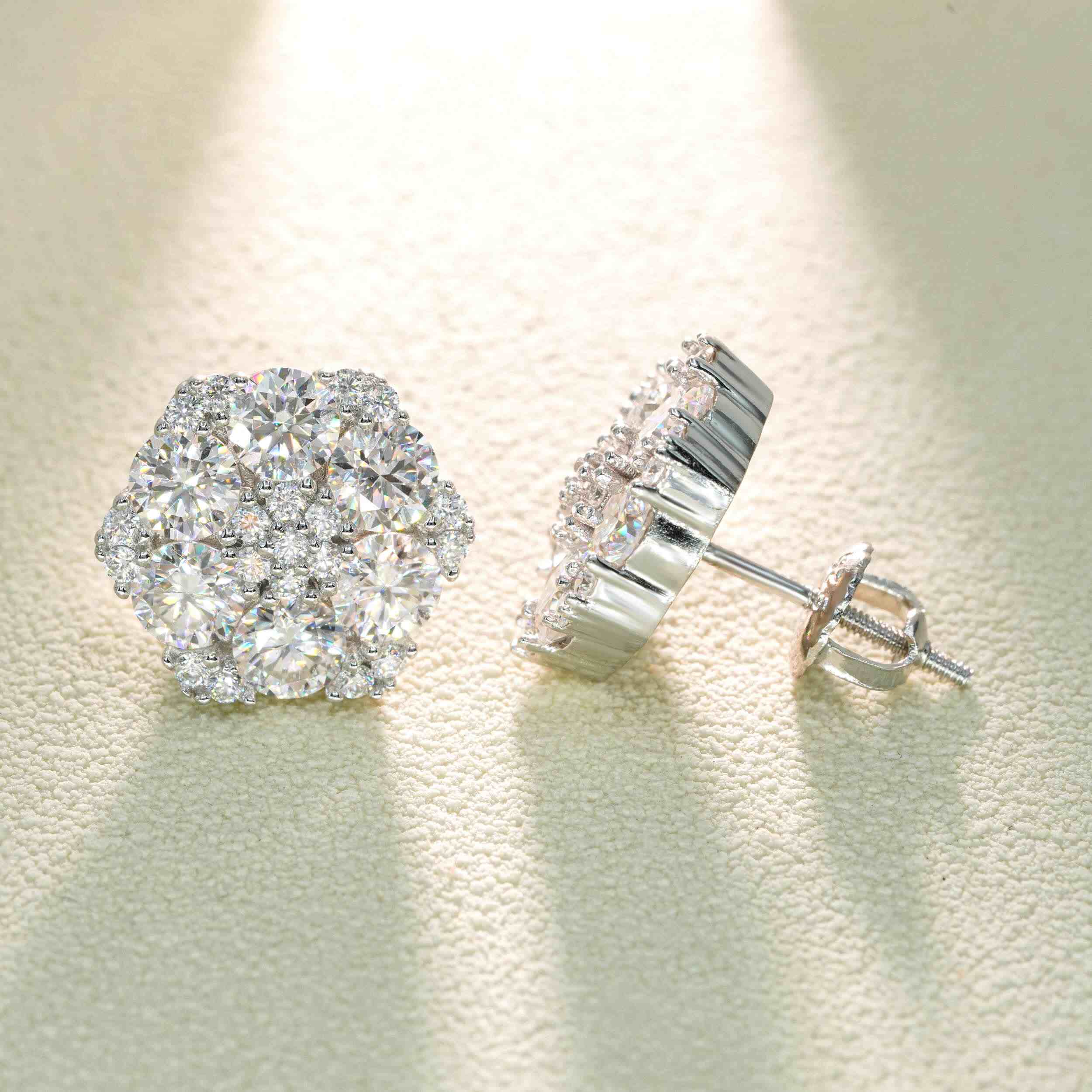 【US 3 Days Delivery】GL Hiphop Jewelry  925 Sterling Silver VVS Round Cut Moissanite Stud Earring