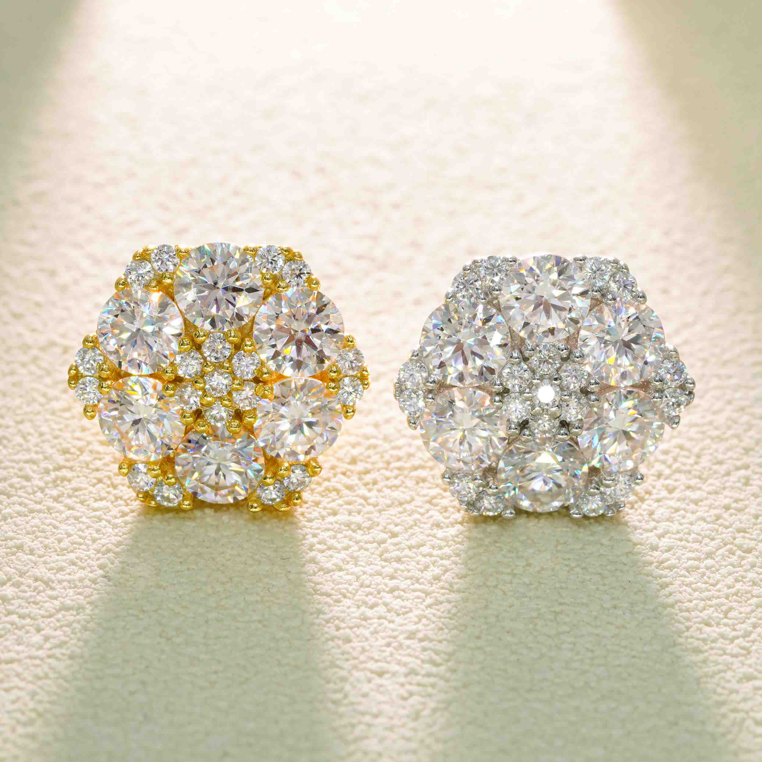 【US 3 Days Delivery】GL Hiphop Jewelry  925 Sterling Silver VVS Round Cut Moissanite Stud Earring