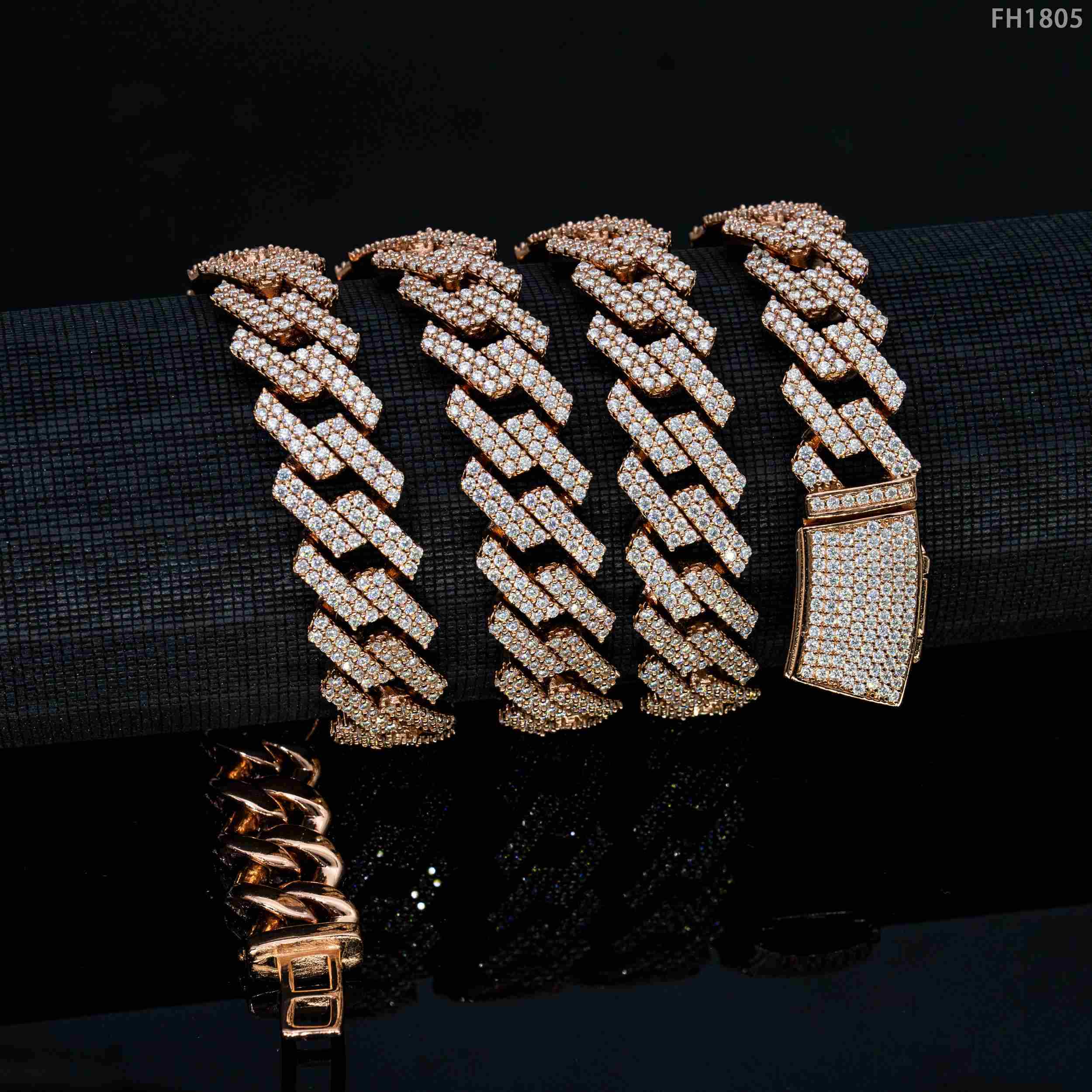 12MM 2 Rows VVS Moissnaite Edge Cuban Link Chain