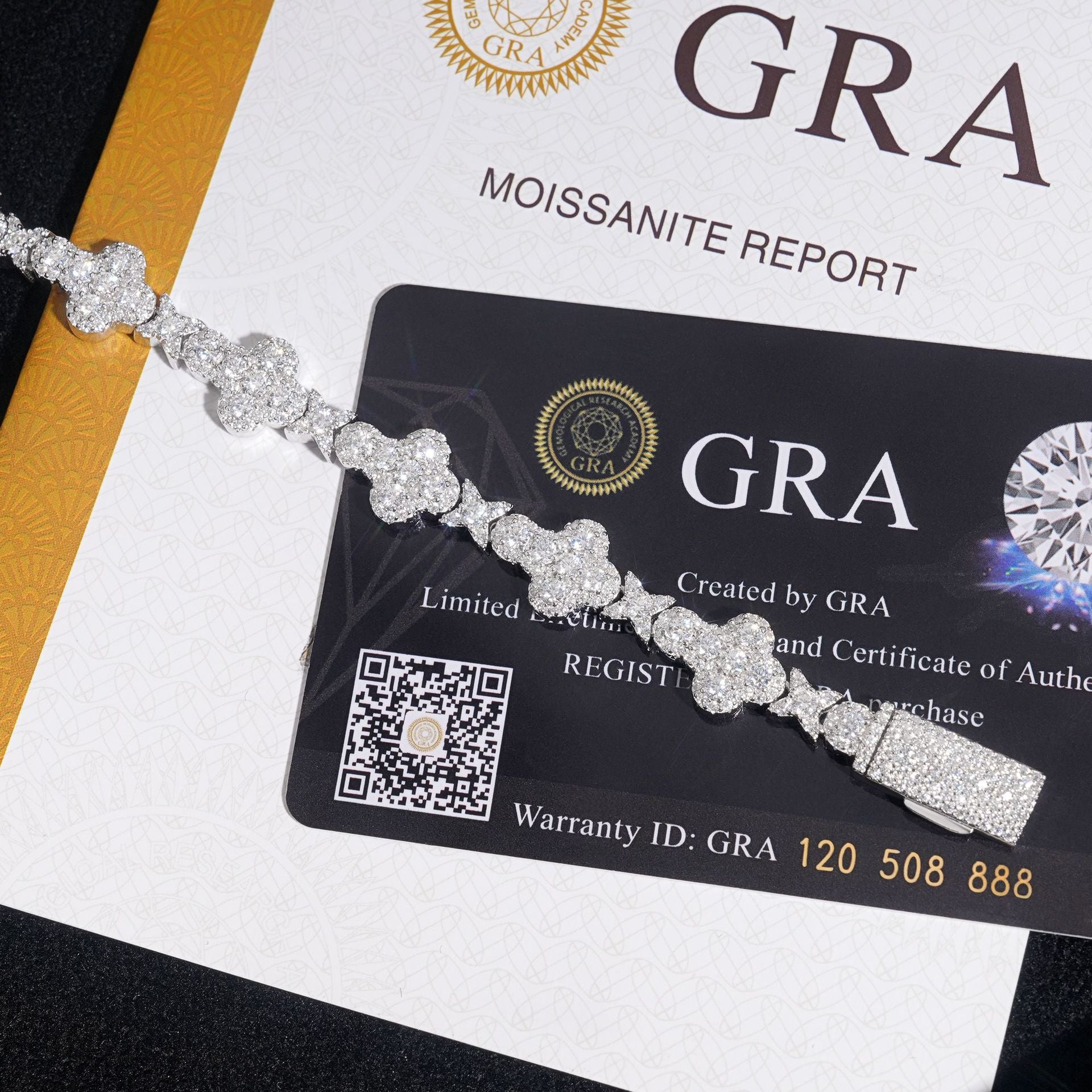 10MM 13MM Iced Out Clover VVS Moissanite Diamond Cuban Chain Bracelet