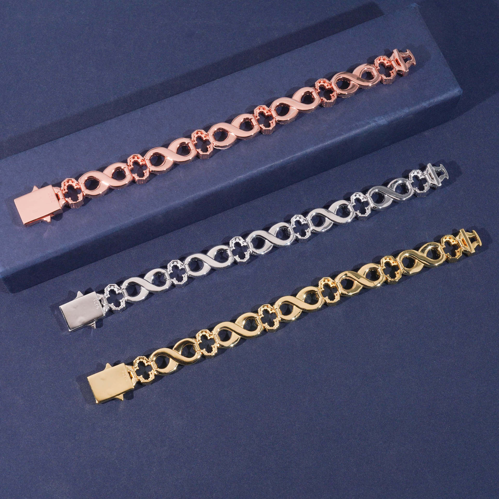 13MM Four-leaf Clover Infinity VVS Moissanite Cuban Link Chain