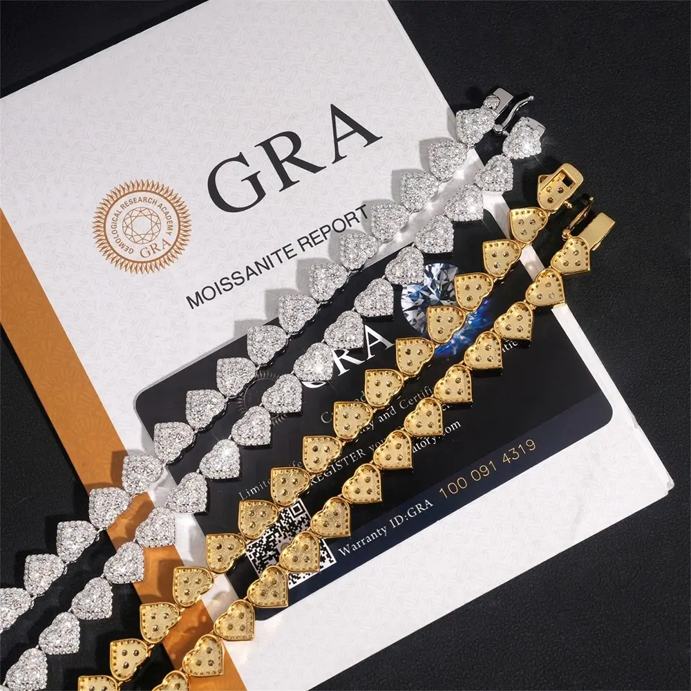 8MM Heart Shaped VVS Moissanite Cuban Link Chain