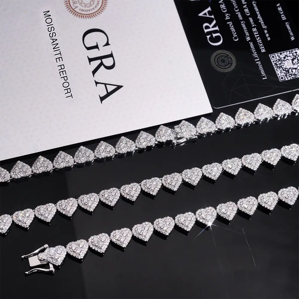 8MM Heart Shaped VVS Moissanite Cuban Link Chain Bracelet